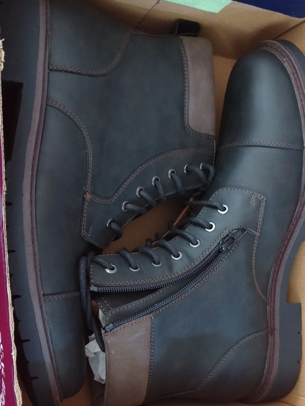 Dockers Men's Black Lace-Up Casual Boot with Brown Collar